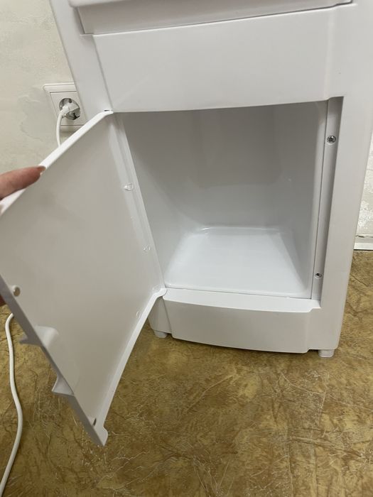 куллер для воды A.E.L