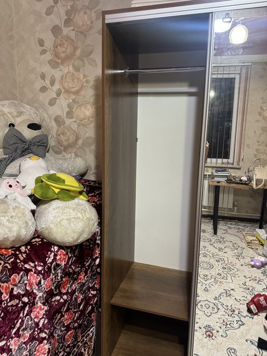 Шкаф купе продается