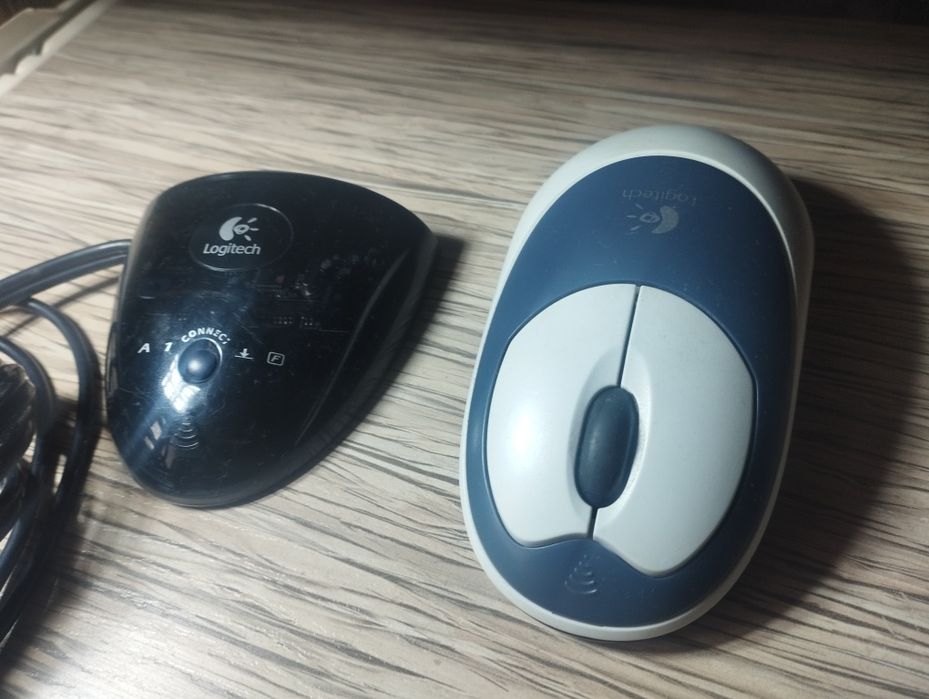 Мышка Logitech с адаптером