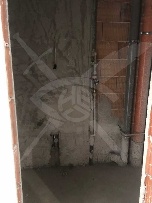 Продава се Двустаен апартамент в Пловдив, Център - 76 кв.м за 1395 €/кв.м - Снимка #2