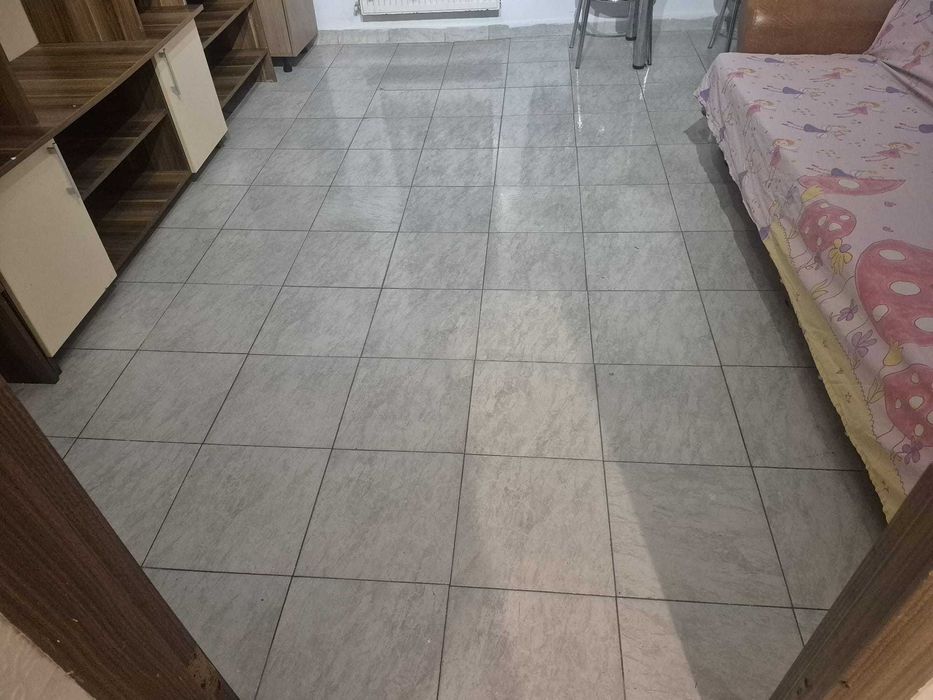 Garsoniera de inchiriat