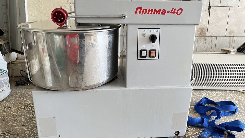 Тесто машина 40л/25 кг