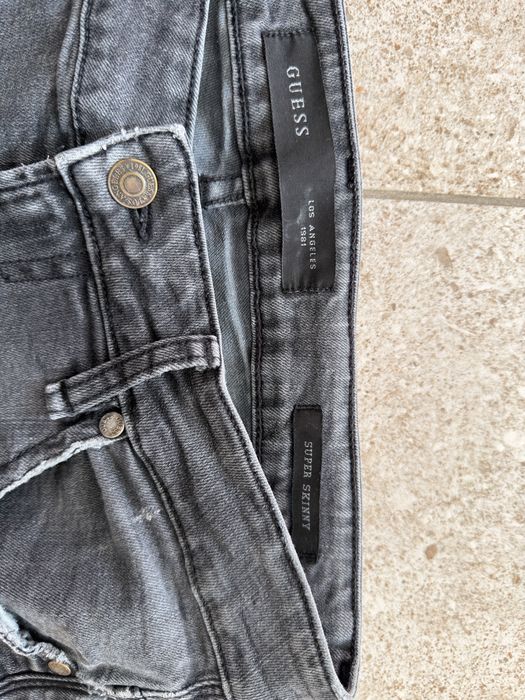 Blugi guess barbati