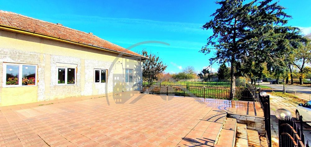 Заведение в Добрич област с.Сенокос площ 400 цена 265000