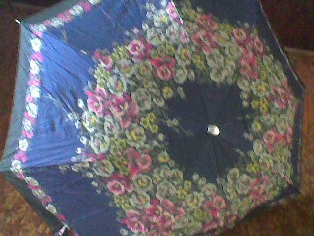 Продаются зонты, требующие ремонта, или на запчасти