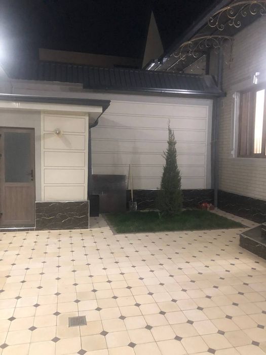 Ховли сотилади кулай жойда метрога 500 метр