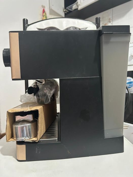 Кофемашина POLARIS