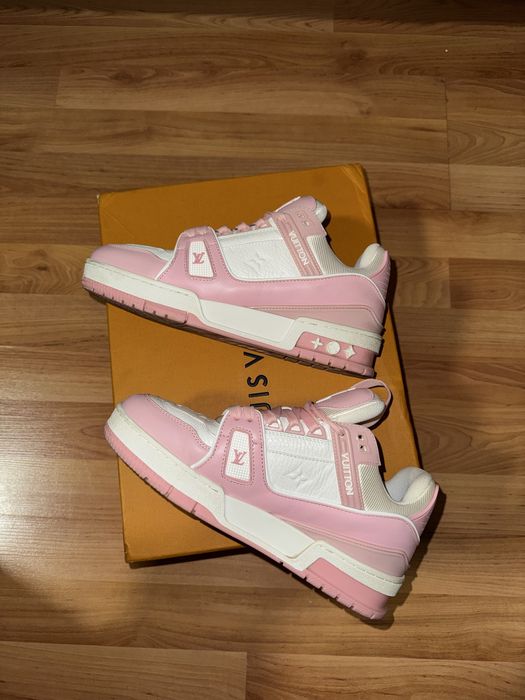 Louis Vuitton обувки.