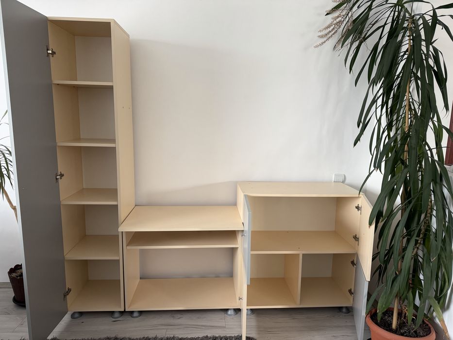 Mobilier de perete