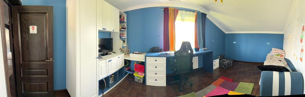 Casă  de vânzare în Suceava- Burdujeni| 260 mp | Teren 800 mp | Garaj | Anexă 70 mp | 370.000 euro