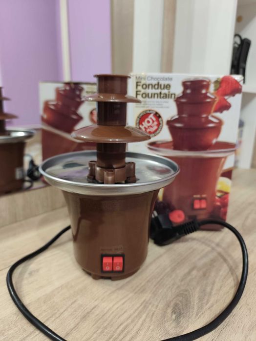 Мини шоколадов фонтан