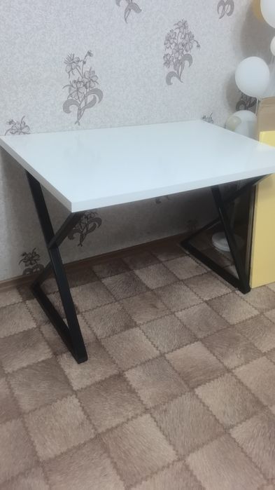Компюторный стол