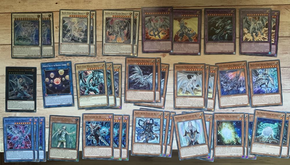 Blue Eyes White Dragon deck