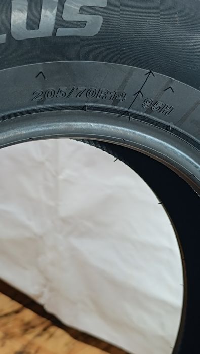 205/70R14  APLUS
