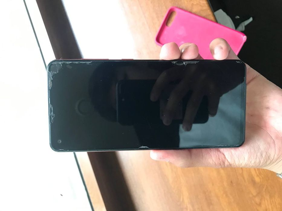 Самсунг А 21с сотилади