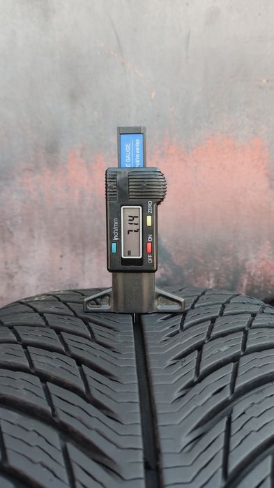 4бр. зимни гуми 235/55/18 Michelin Pilot Alpin
dot23