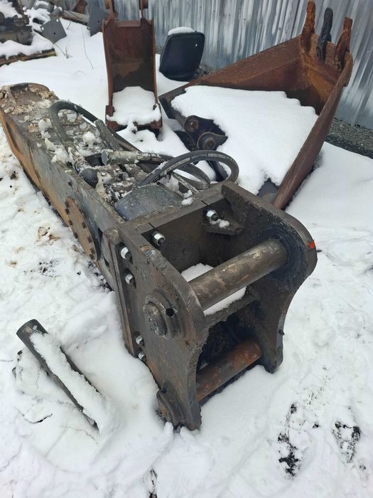 Хидравличен Чук за багер