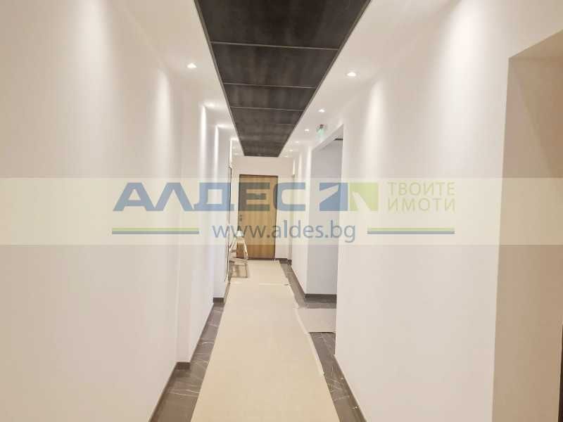 Продава се Тристаен апартамент в София, Хладилника - 92 кв.м за 2924 €/кв.м - Снимка #16