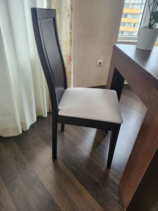 Маса за хранене с 6 стола