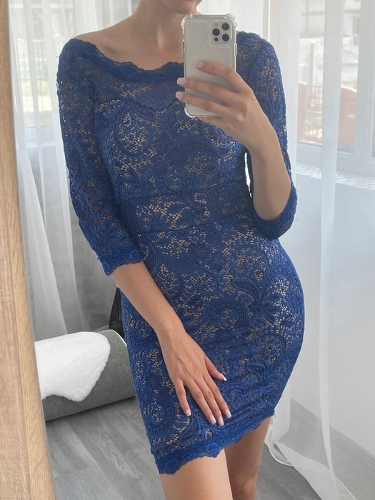 Vând haine in stare foarte buna