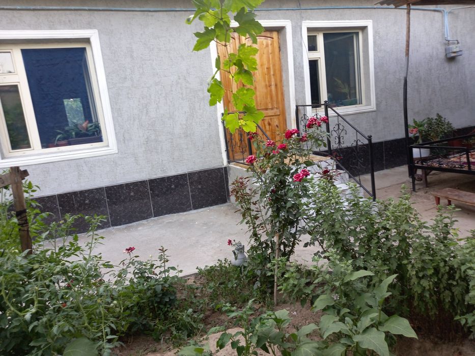 Продаётся дом в пятсотке.