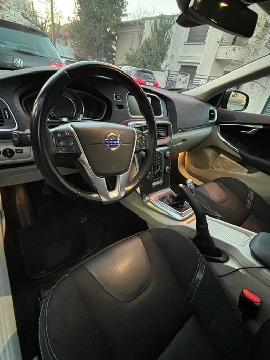 Vand VOLVO V40 D3 din 2013