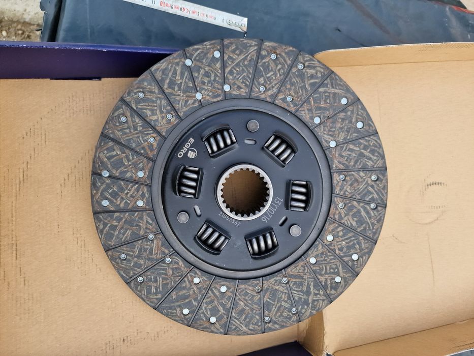Disc ambreiaj tractor same panther 90 cai preț 870 lei tva inclus se p