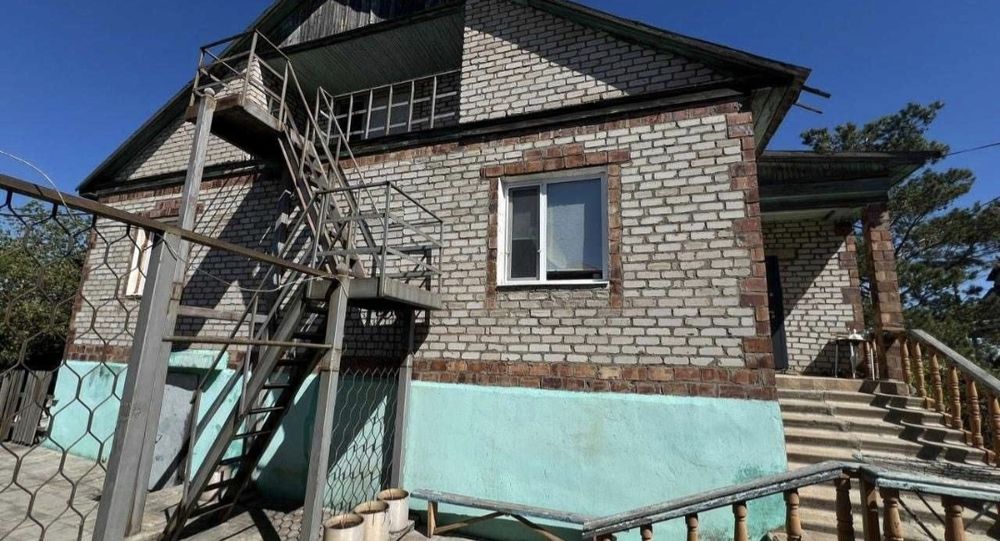 Продается дом с гаражом