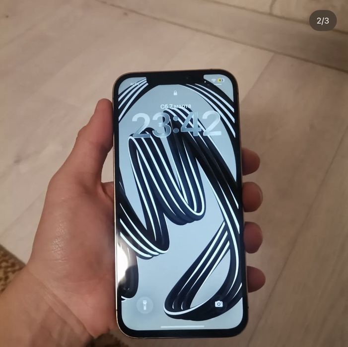 Продается айфон 12 про макс или обмен