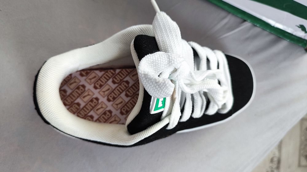 Обувь, кроссовки