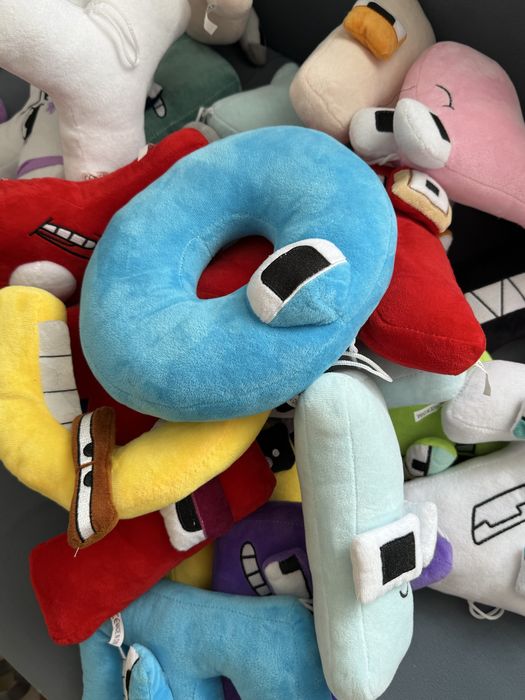 Игрушки Alphabet Lore (буквы)