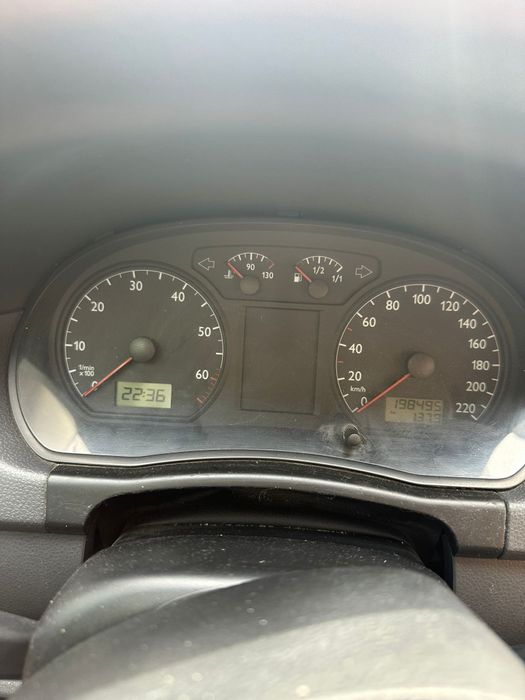 Volkswagen Polo Sedan 1.4 Benzină – 2004 – 198.000 km – AC – stare bună