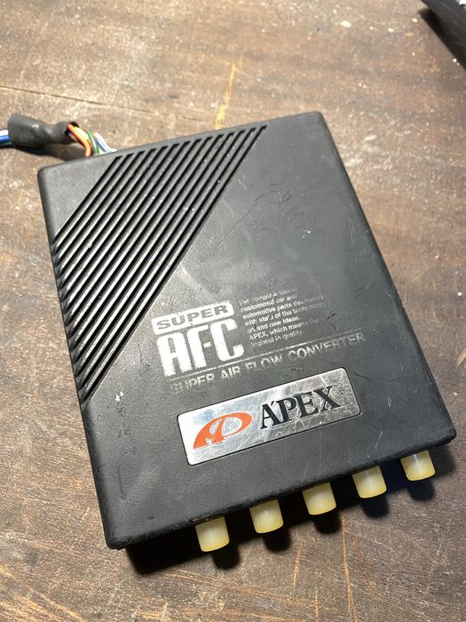 Apexi AFC контролер