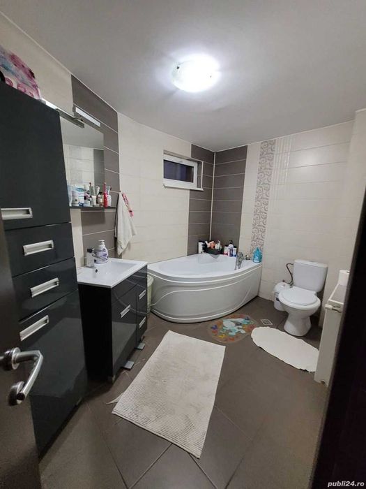 Casa P+1+M Panouri fotovoltaice,