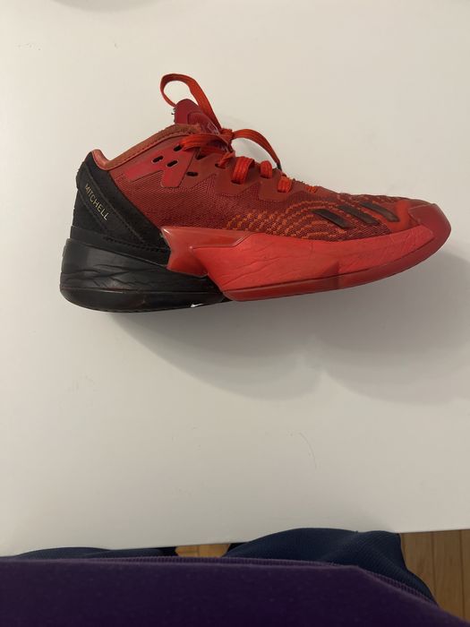 Don Issue 3 Pentru Baschet