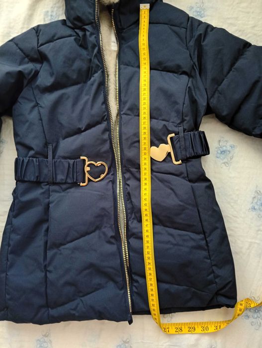 Продавам зимно яке за момиче