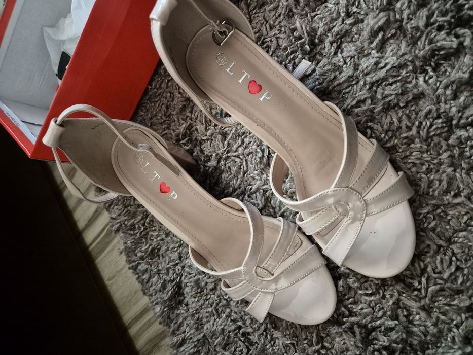 Sandale negre/crem toc gros