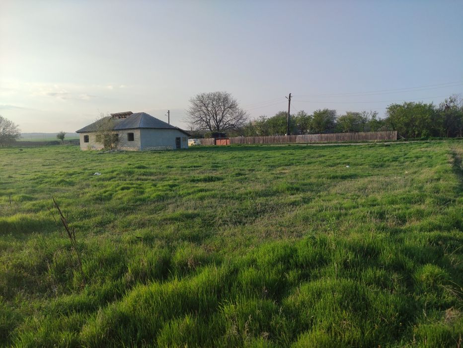 Vând casa + teren in Ceamurlia de Sus