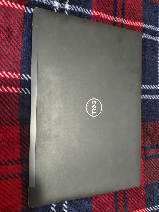 Laptop Dell  Latitude 7390
