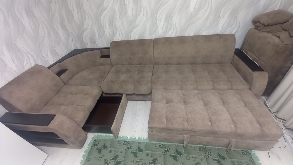 Продам срочно диван
