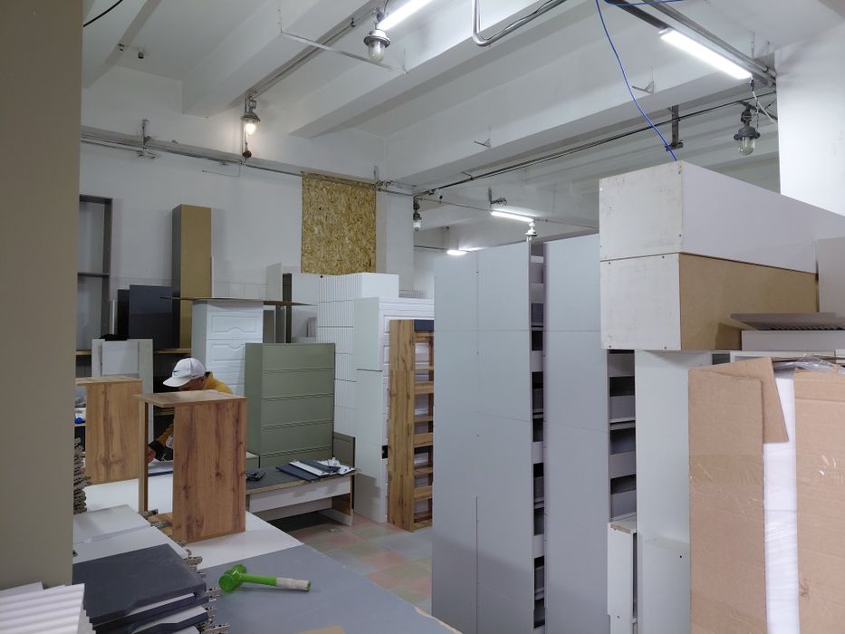 Склад тёплый, можно под офис