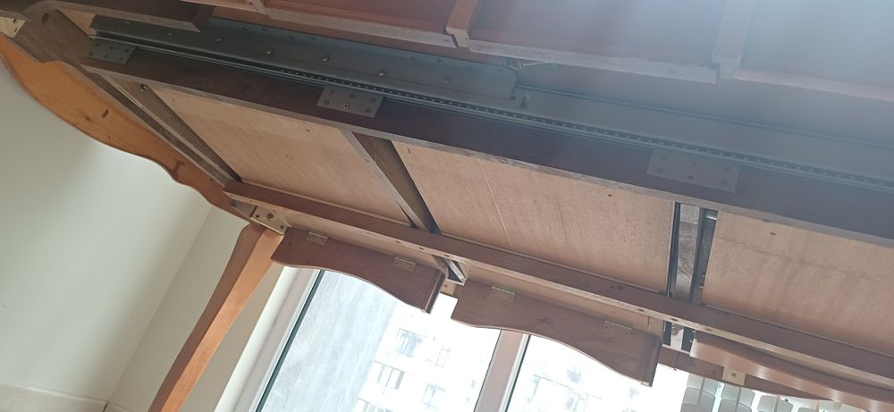 Стол в хорошем состоянии