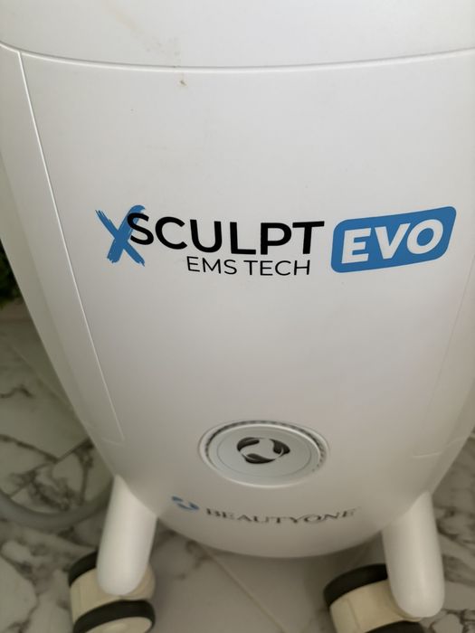 X-sculpt скулптор за тяло, козметични процедури и масажи