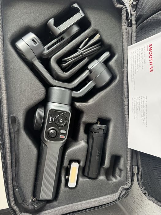Sistem de stabilizare Zhiyun Smooth 5S Combo, trepied de mana, 3 axe, lumina LED, geanta de transport, Gri