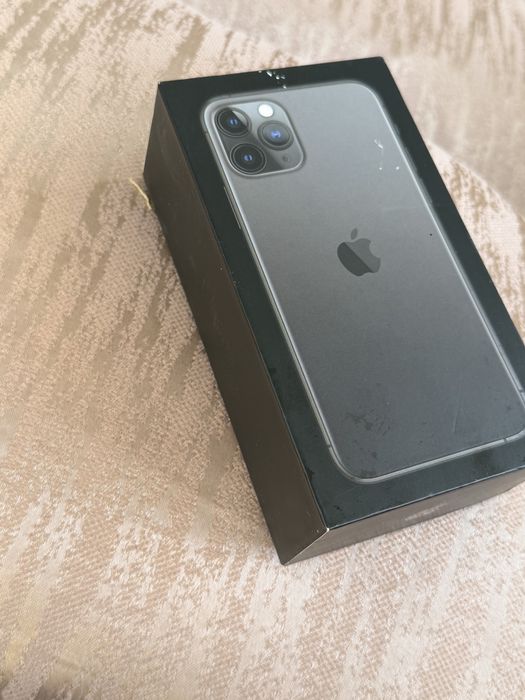 İPhone 11 Pro. Чёрного цвета.