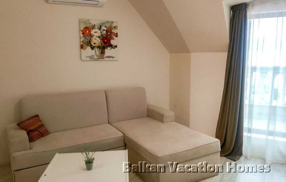 Зашеметяващ 3-стаен апартамент с гледка към морето във Varna South Bay Residence