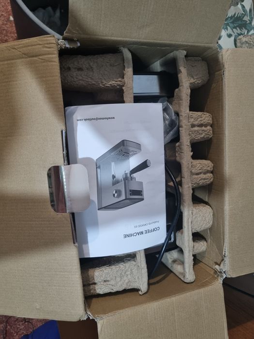 Нова Кафемашина с Ръкохватка Lunsy 20 Бара 1.4л