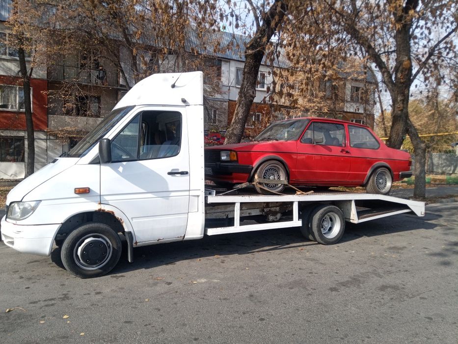 Услуги эвакуатора рядом