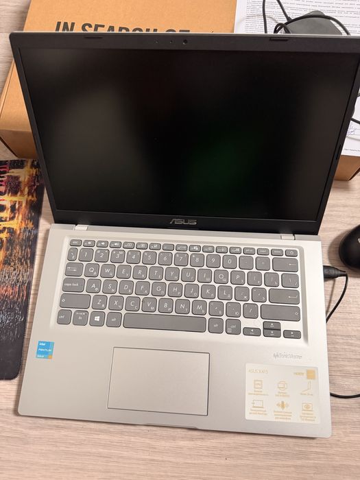 Продам новый Asus Ноутбок !