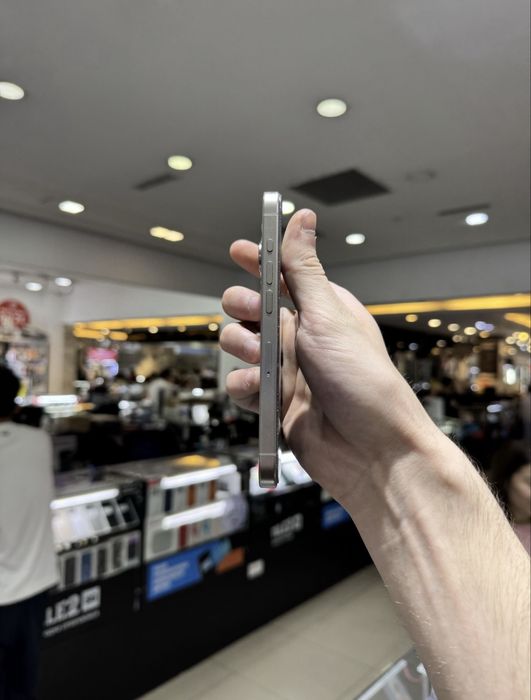 Продается iPhone 15 pro